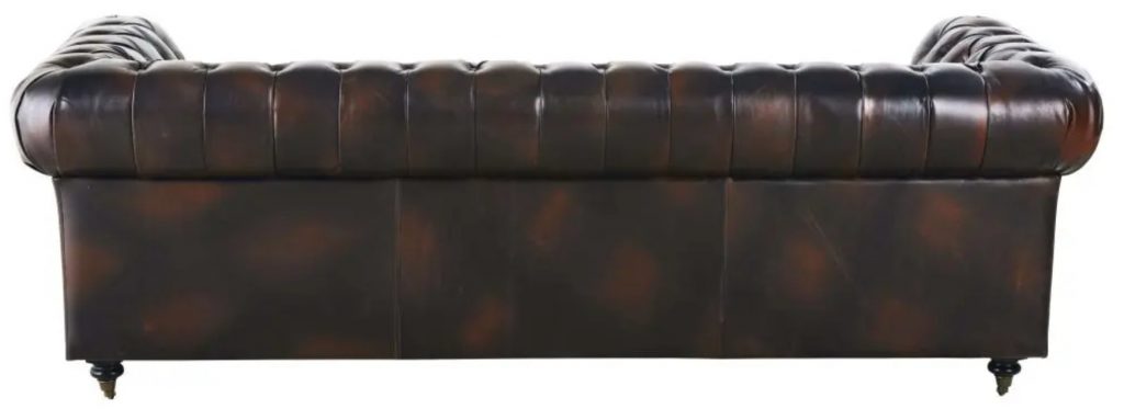 Canapé type Chesterfield en cuir vintage avec revêtement capitonné